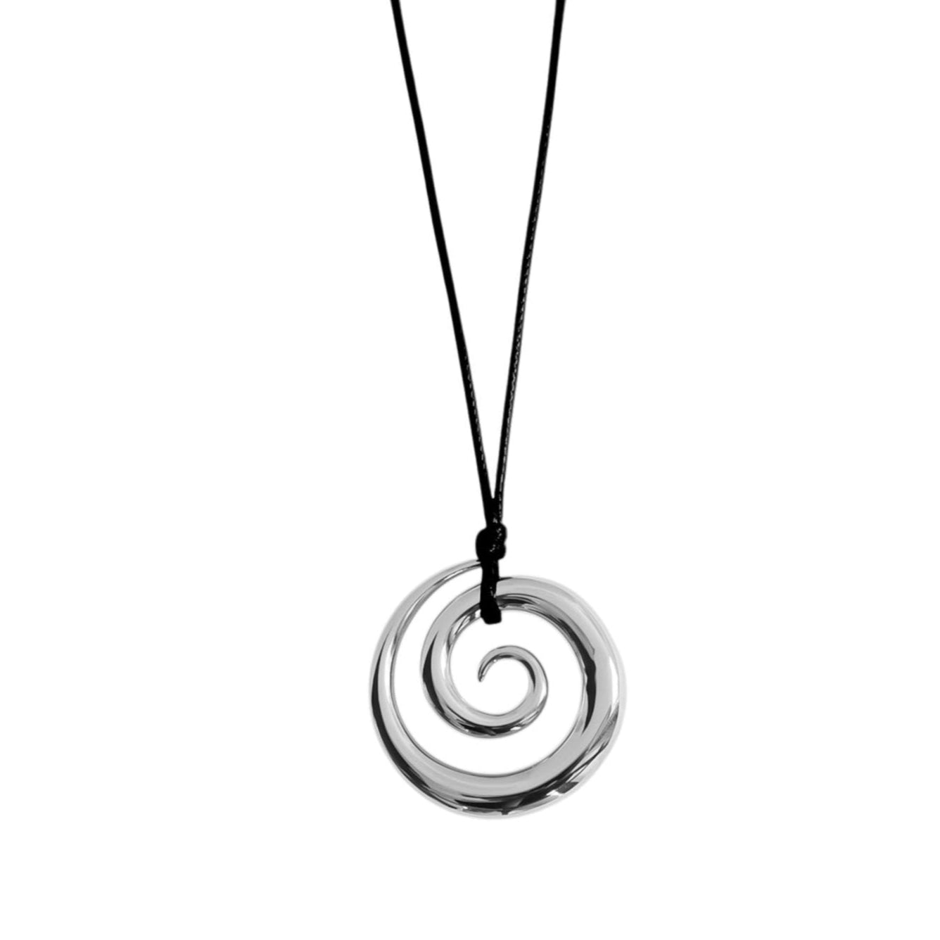 CIRCLÉ NECKLACE