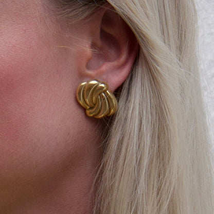 GLOSS KNOT EARRINGS