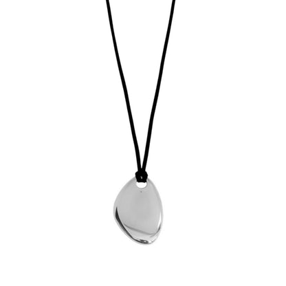 LIORA NECKLACE